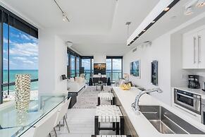 W South Beach Private Luxury Suites