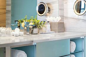 W South Beach Private Luxury Suites