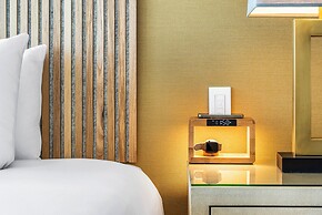 W South Beach Private Luxury Suites