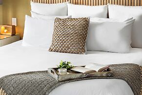 W South Beach Private Luxury Suites