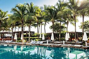 W South Beach Private Luxury Suites