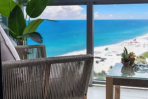 W South Beach Private Luxury Suites