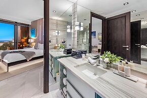 W South Beach Private Luxury Suites