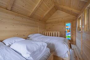 Eco lodge eagles nest
