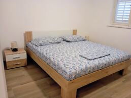 Sunny Coastal Retreat in Trogir