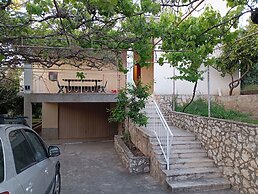 Sunny Coastal Retreat in Trogir