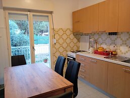 Cozy Trogir Apartment With 3 Bedrooms