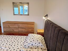 Cozy Trogir Apartment With 3 Bedrooms