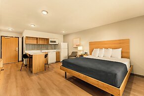 LivAway Suites Seattle-Renton