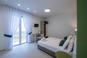 Rossy Palace Amalfi Coast Suites