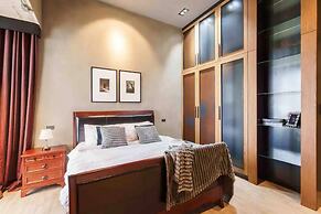 Luxury Modern Pool Jacuzzi Villa 5BR Thonglor