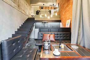 Luxury Modern Pool Jacuzzi Villa 5BR Thonglor