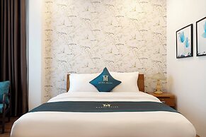 Hanoi Bliss Mai Hac De