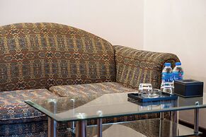 Hanoi Bliss Mai Hac De