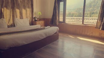 Singh Saab Rooms & Cafe