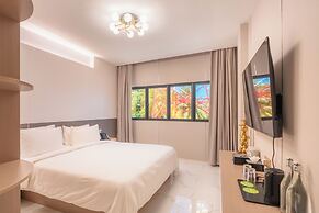 Wings by Hawks Hotels Kamadhoo Baa Atoll