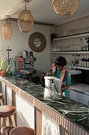 Wings by Hawks Hotels Kamadhoo Baa Atoll