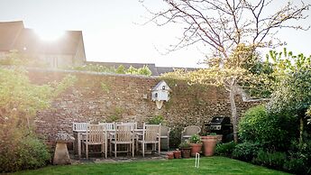 4Bed Thatched Cottage in Oxfordshire