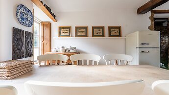 4Bed Thatched Cottage in Oxfordshire