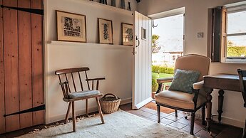 4Bed Thatched Cottage in Oxfordshire