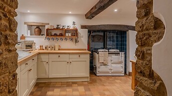 4Bed Thatched Cottage in Oxfordshire