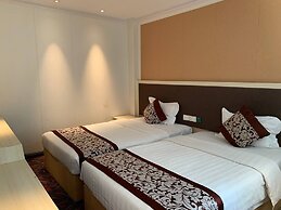 A1 Royal hotel Riverside