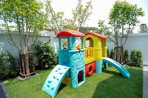 Ongsa Poolvilla Udonthani