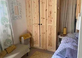2 Bed-sleeps 3-dog Friendly-garden-riverside