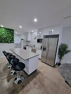 Modern Stylish Apartment