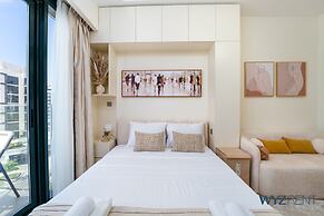 Amazing Studio in Azizi Riviera 9
