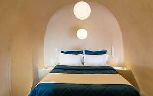 Amphora Aelia Gem - Akrotiri Seaview Getaway