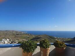 Amphora Aelia Gem - Akrotiri Seaview Getaway