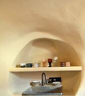 Amphora Aelia Gem - Akrotiri Seaview Getaway