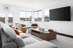 Large Home With Sauna