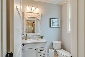 1 Mi to Dtwn: Upscale Retreat in Durham!