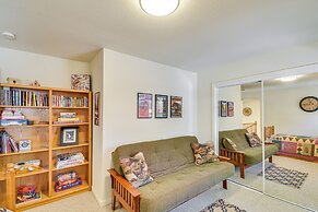 Yosemite Home Base: Community Perks + Lake Access!