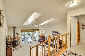 Yosemite Home Base: Community Perks + Lake Access!