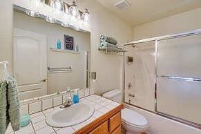 Yosemite Home Base: Community Perks + Lake Access!