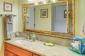 Oceanfront Condo w/ Pool Access on Molokai!