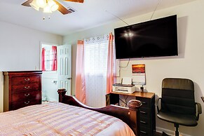 7 Mi to Dtwn: Family-friendly Augusta Home w/ Yard