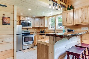 On-site Creek Access: Pet-friendly Cosby Cabin!