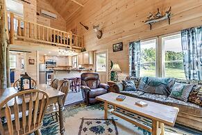 On-site Creek Access: Pet-friendly Cosby Cabin!