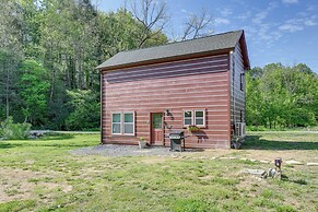 On-site Creek Access: Pet-friendly Cosby Cabin!