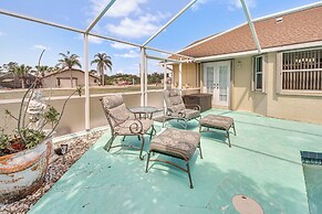 9 Mi to Beach: Punta Gorda Home w/ Screened Lanai