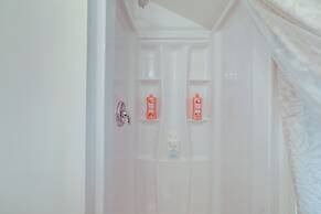 Steps to Surf City Beach: Pet-friendly Cottage!