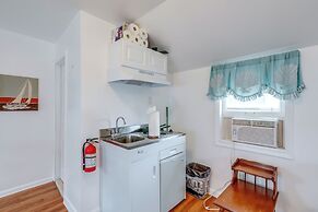 Steps to Surf City Beach: Pet-friendly Cottage!