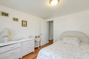 Walk to Bay & Ocean: Pet-friendly Surf City Apt