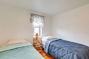 Walk to Bay & Ocean: Pet-friendly Surf City Apt