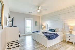 Walk to Coast: Crystal Beach Gem w/ Deck & Views