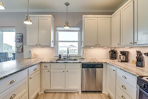 Walk to Coast: Crystal Beach Gem w/ Deck & Views